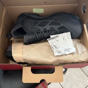 Men’s safety toe athletic work shoe (Red Wings - Cooltech Athletics) Size 11